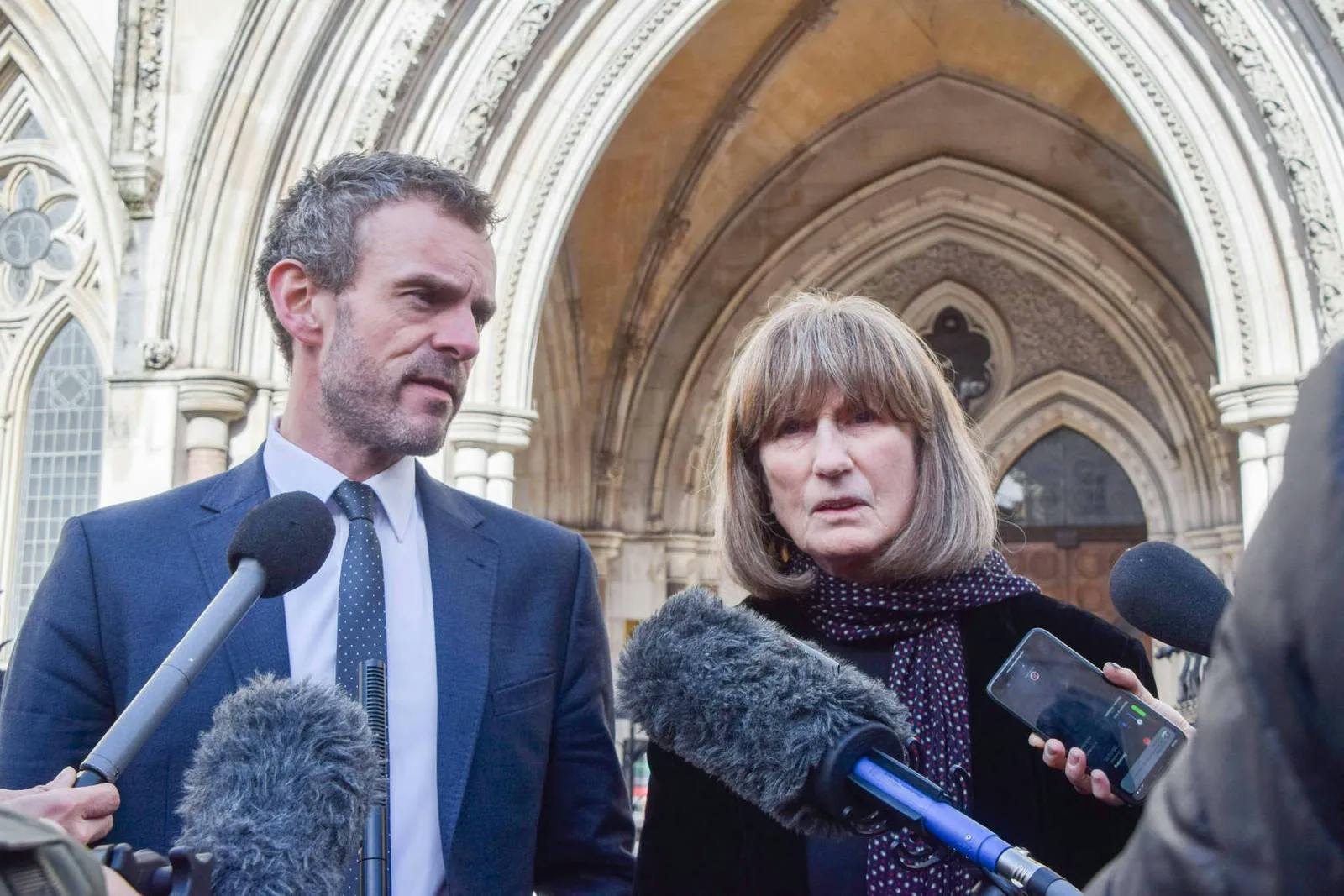 Urteil: Britische Ex-IS-Anhängerin zu Recht ausgebürgert
