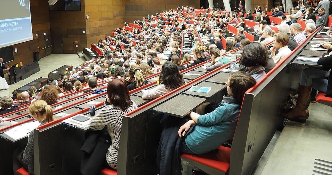 Sozialistische Studenten starten Kampagne gegen Studiengebühren