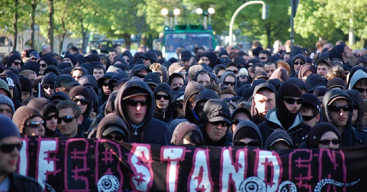 Problem Linksextremismus: Pflastersteine gegen die Meinungsfreiheit