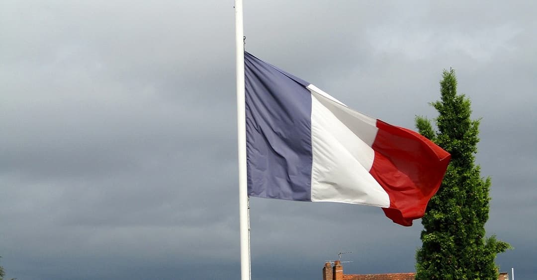 Nach Eklat: Frankreich will Geschlecht & Ethnie trennende Vereine auflösen