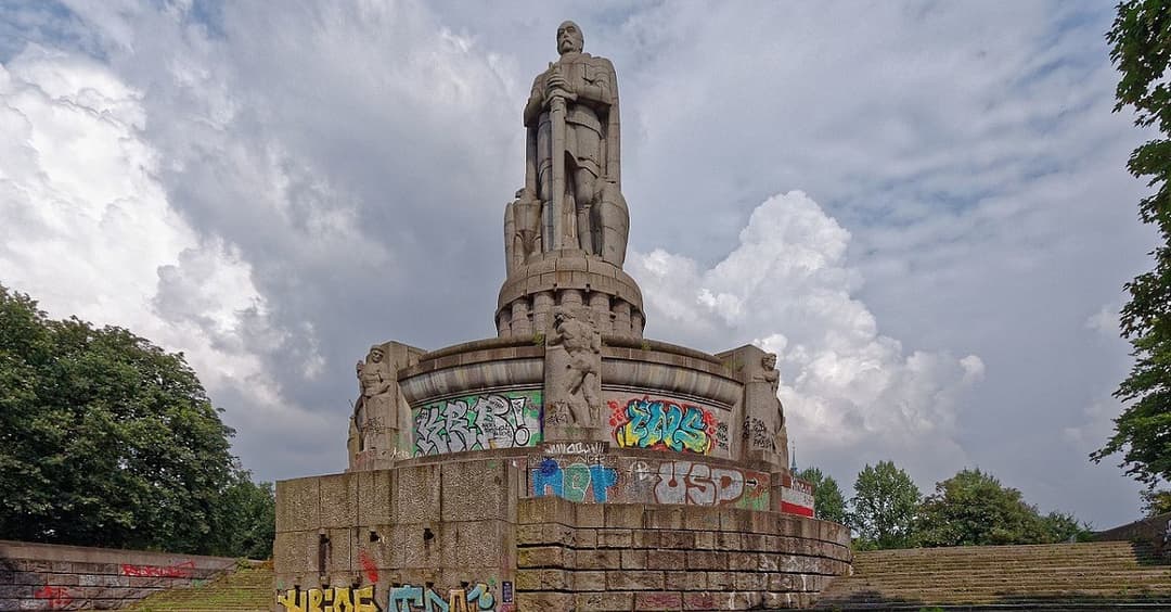Bismarck-Denkmal: Afrikaner sollen bei Umgestaltung helfen