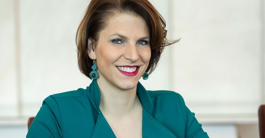 Nagelprobe für Neutralität: Edtstadler für Eingreiftruppe und EU-Armee