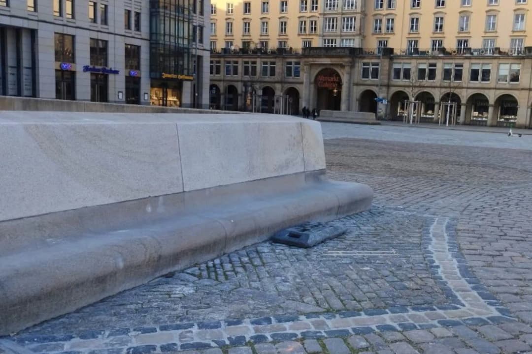 Stadt Dresden lügt zunächst, bestätigt dann aber „Umgestaltung“ des Mahnmals als „planmäßig“
