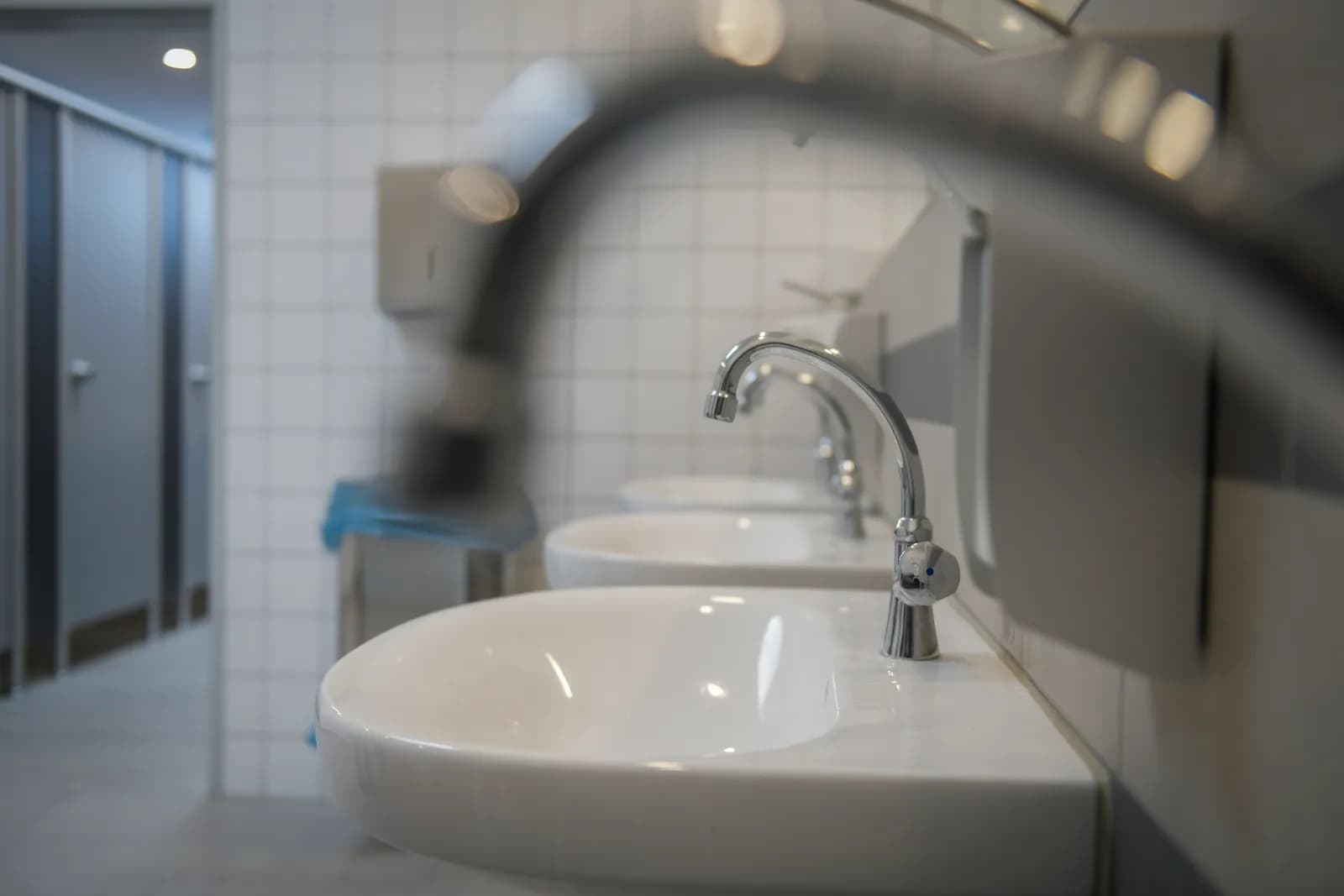 Ausufernde Sachbeschädigung: Grazer Schule sperrt WCs während Unterricht