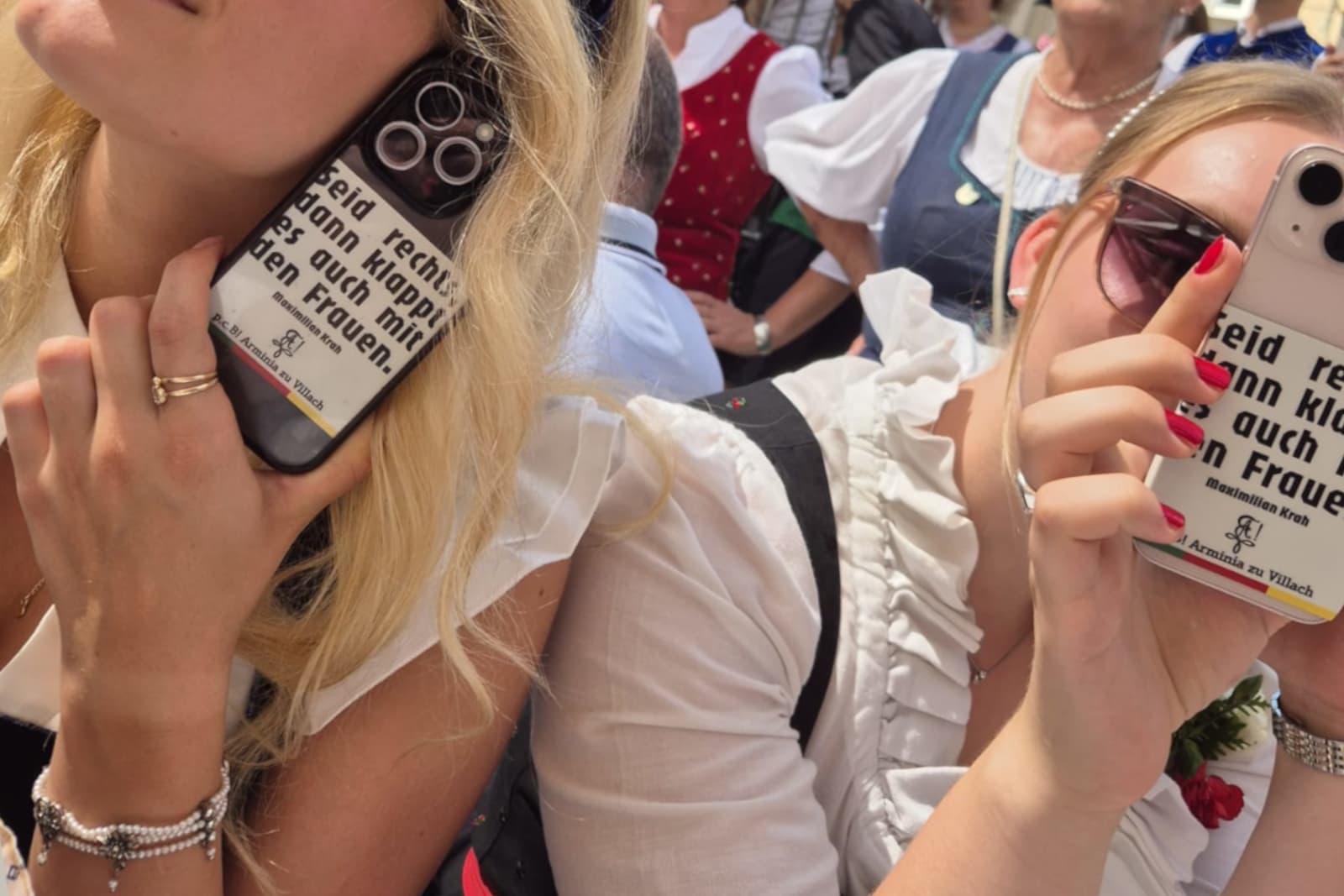 Dieser Aufkleber wurde beim Villacher Kirchtag verteilt. © p.c.B! Arminia