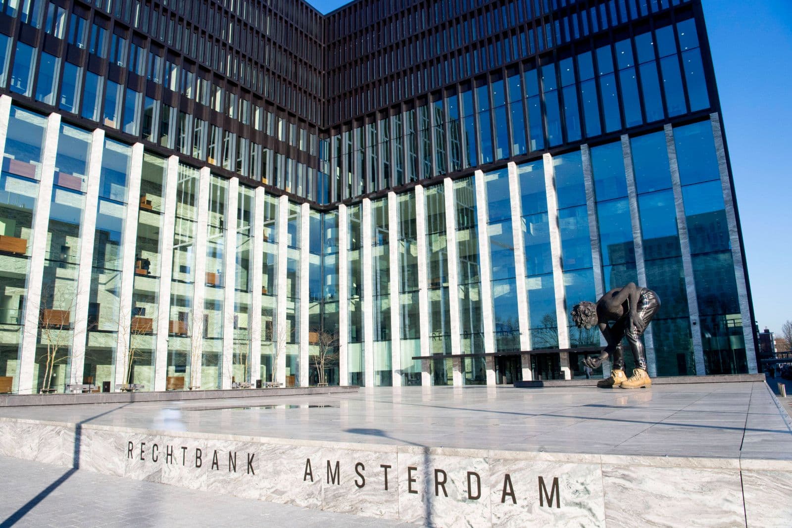 Urteil: Niederlande dürfen Terrorverurteiltem Pass nicht entziehen