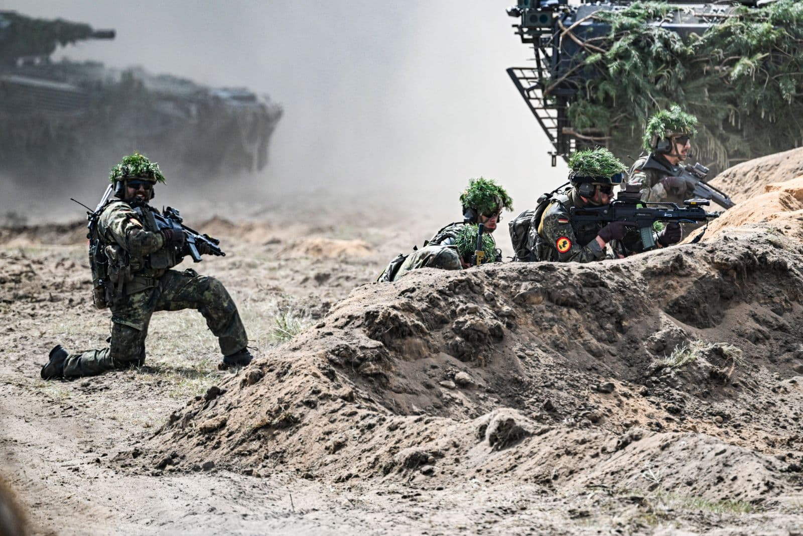 Schmissige Perspektiven (2): Wehrpflicht wieder einführen? Ja, unbedingt!