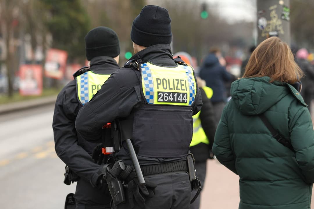 Hamburg: Jeder vierte Polizist verortet sich politisch rechts