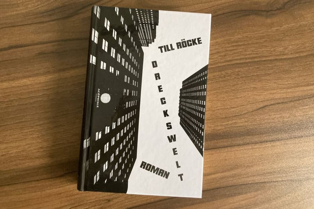 Till Röckes „Dreckswelt“ – Literatur aus Dreck und Schmerz?