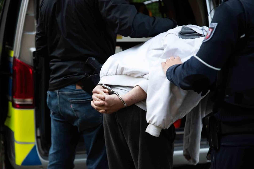 Von 2000 bis 2024: Anteil nichtdeutscher Täter bei vielen Delikten deutlich gestiegen