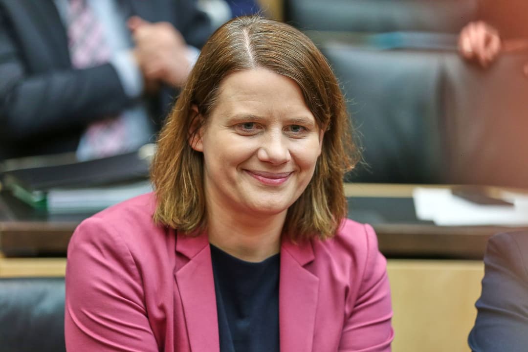 Niedersachsen: Korruptionsvorwürfe gegen grüne Kultusministerin