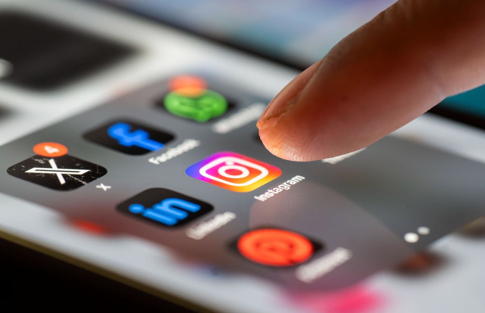 Nach Kündigung wegen „rechtem Meme“: Fall endet mit Vergleich