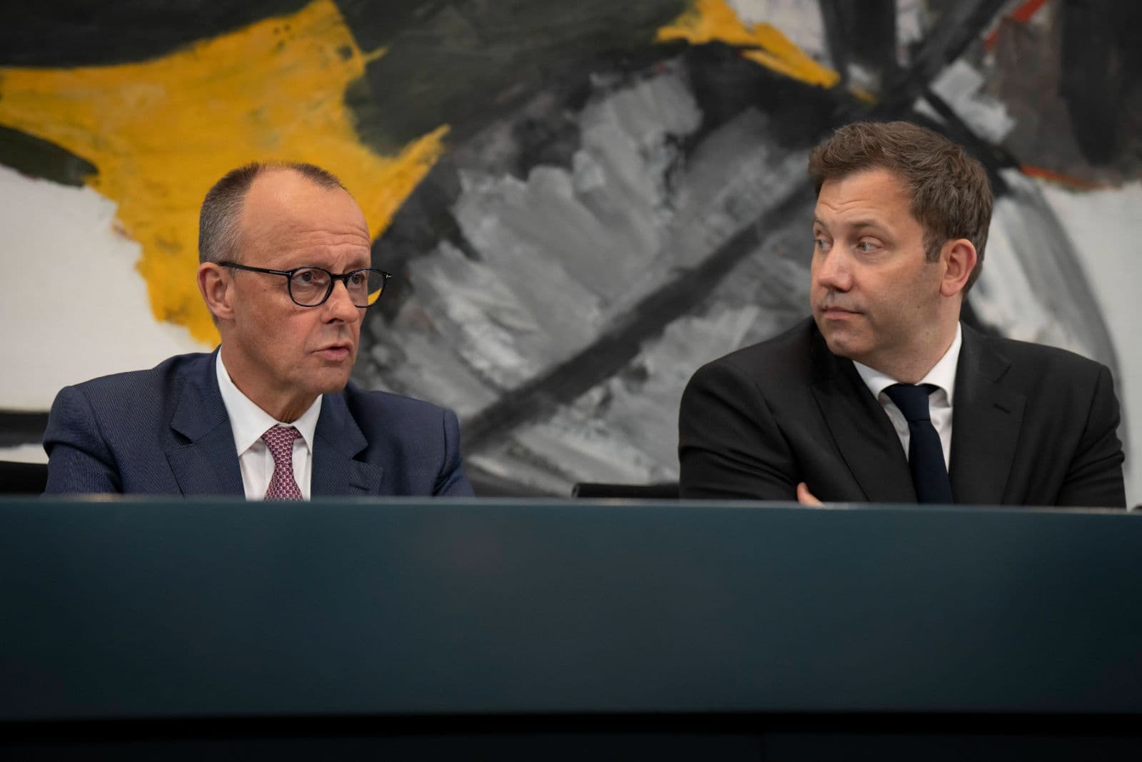 Trotz des Sparkurses: Union, SPD und Co. kassieren Millionen extra