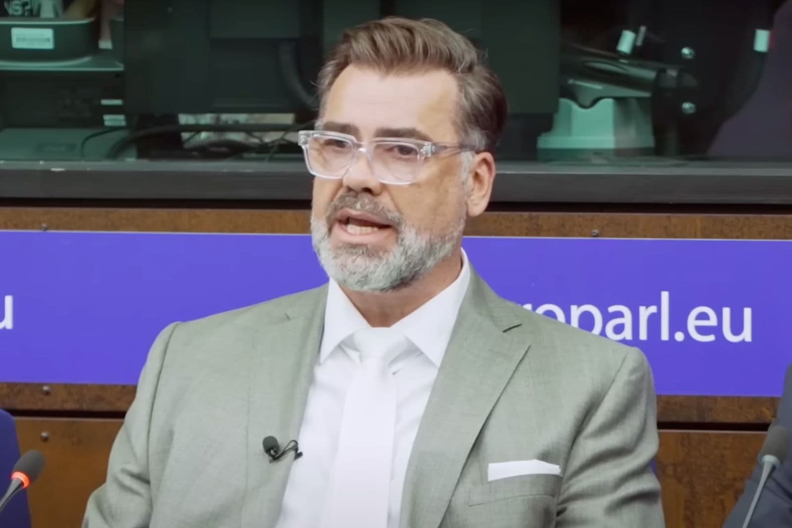 Coronapandemie: Datenanalyst Lausen fordert unabhängige Aufarbeitung