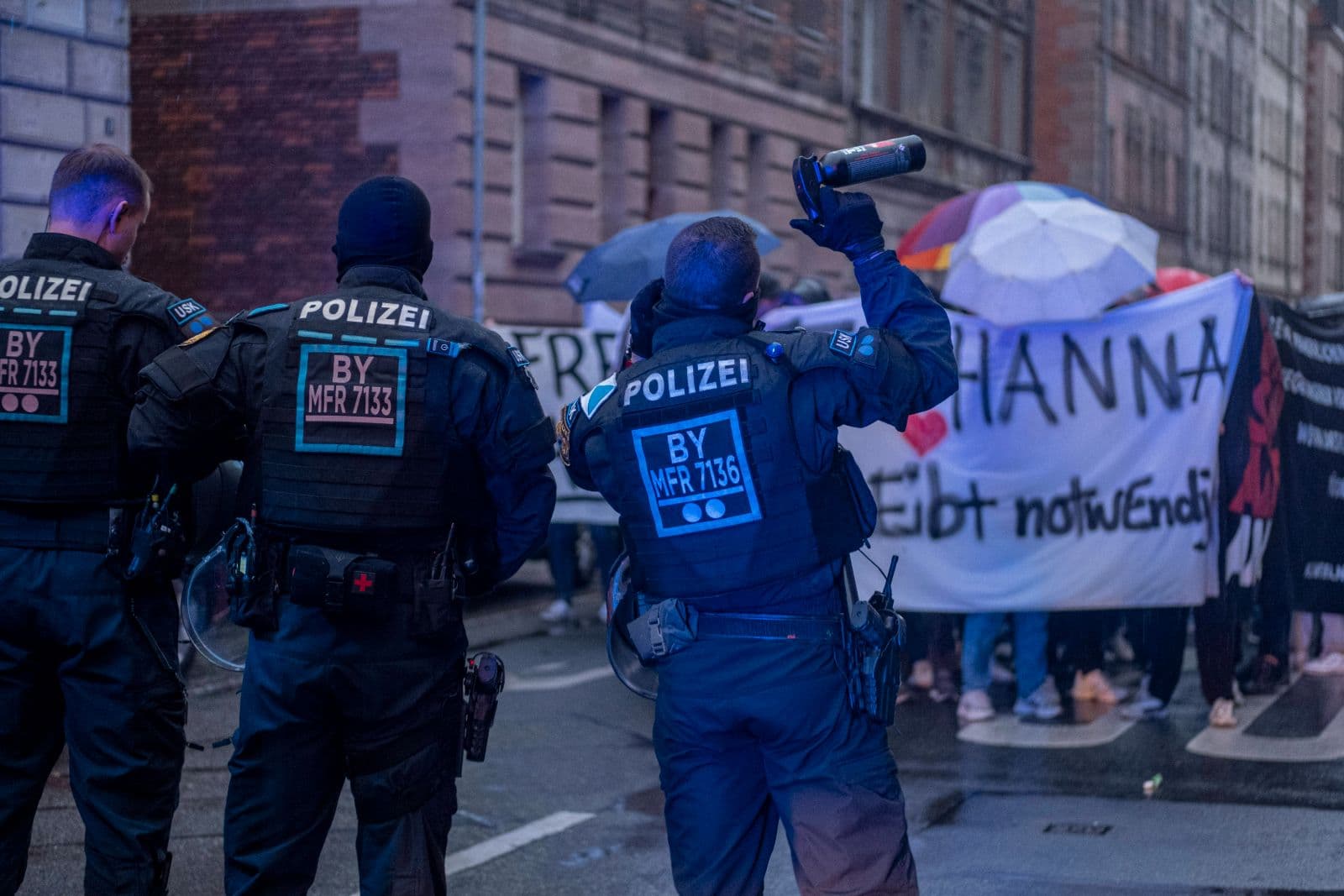 Linker Terror, „Hammerbande“: Vor Ort beim Prozess gegen Hanna S.