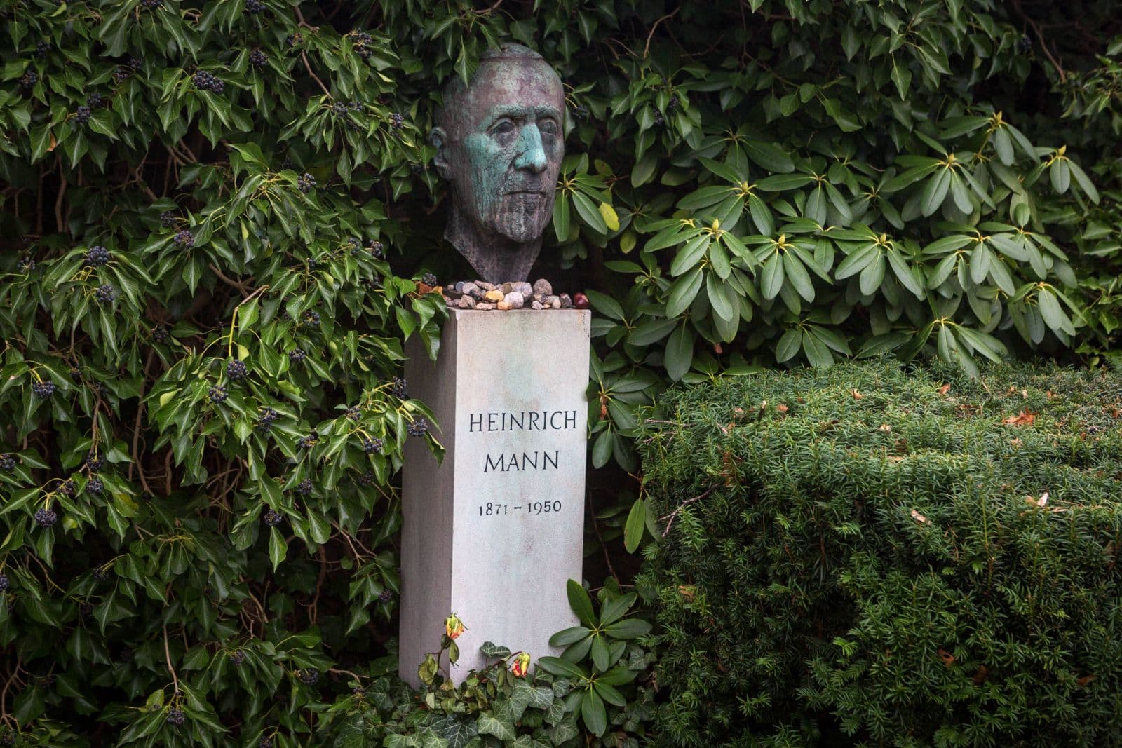 Schmissige Perspektiven (4): DEFA-Spielfilm „Der Untertan“ von rechts gesehen