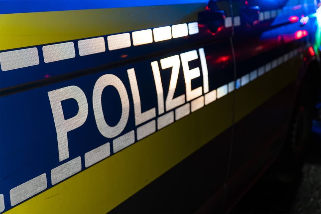 Erzgebirge: Zwei Verletzte nach Angriff durch Migranten – Polizei schweigt