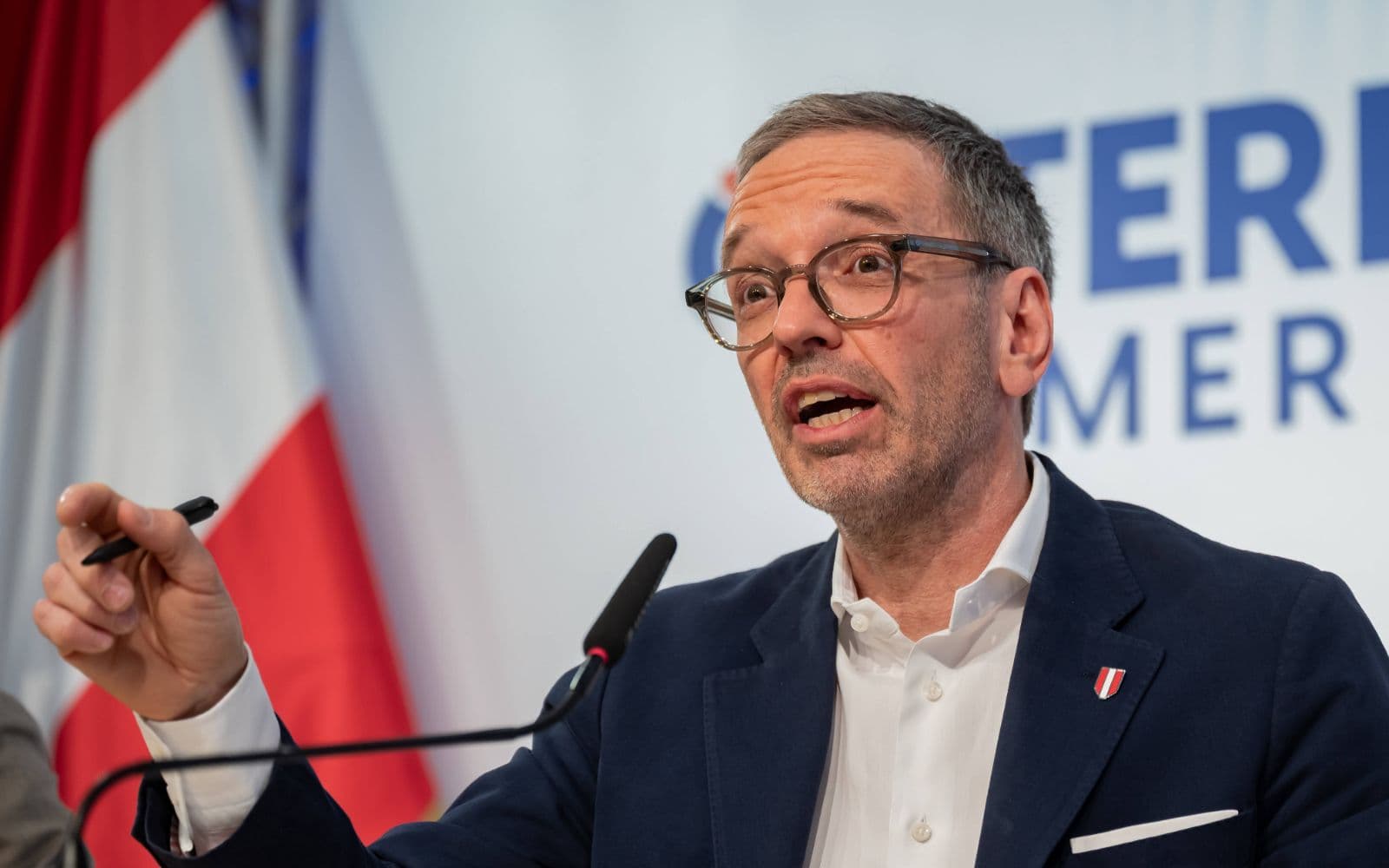 1,60 pro Stunde für Asylwerber: SPÖ Burgenland setzt altes FPÖ-Modell um