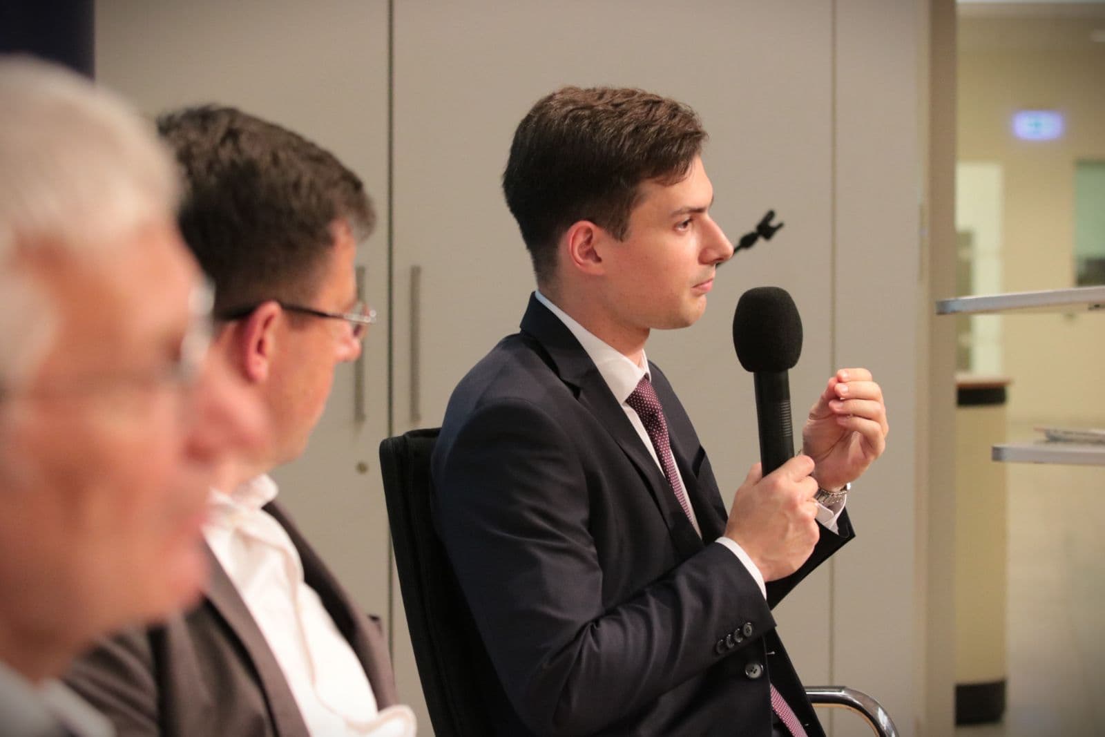 „Wie weiter mit Russland?” –  Die Brandenburger AfD-Fraktion diskutiert über Russland