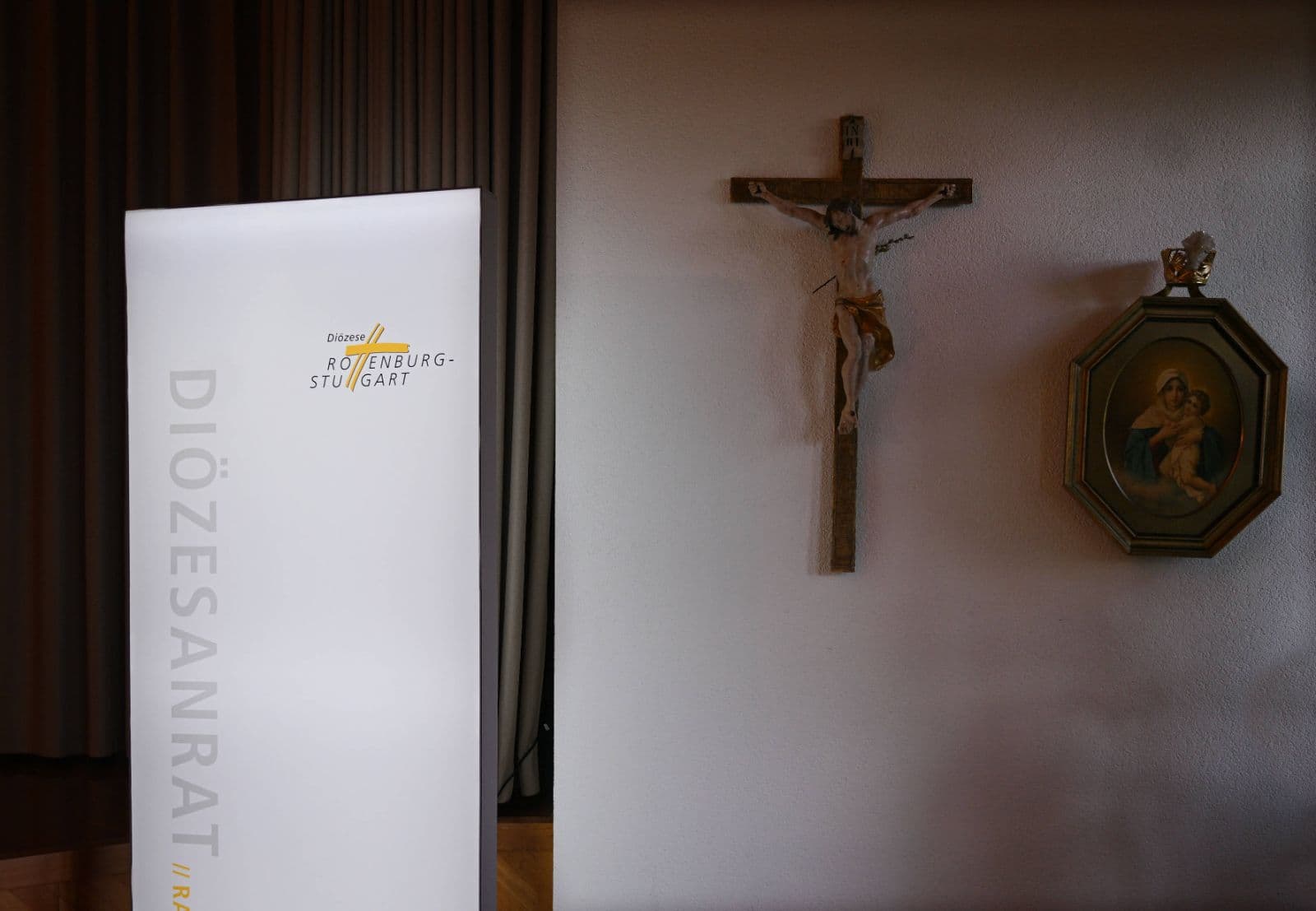 Baden-Württemberg: Katholische Kirche spricht sich gegen Fremdenfeindlichkeit aus