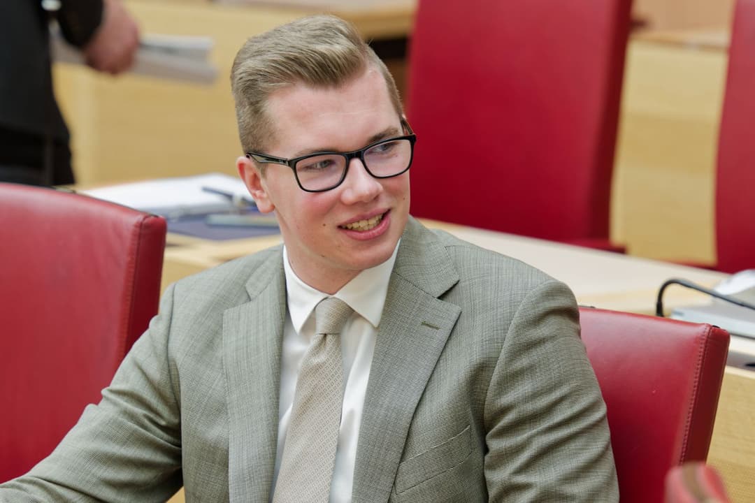 Würzburg: AfD-Politiker Halemba lehnt Richter wegen Befangenheit ab