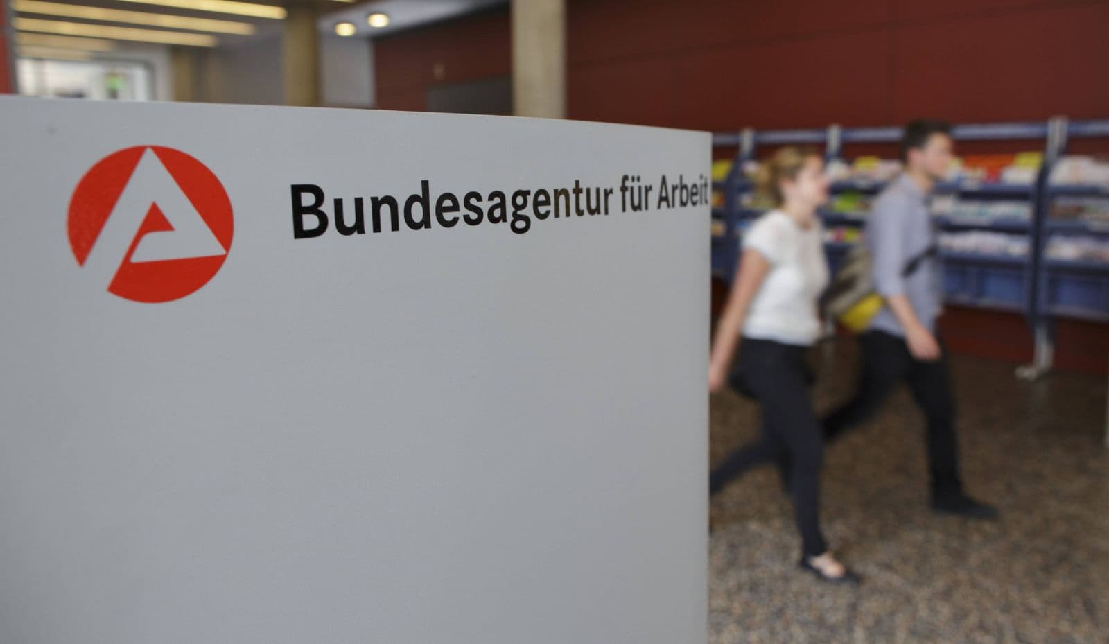 Jugendarbeitslosigkeit in Deutschland steigt deutlich