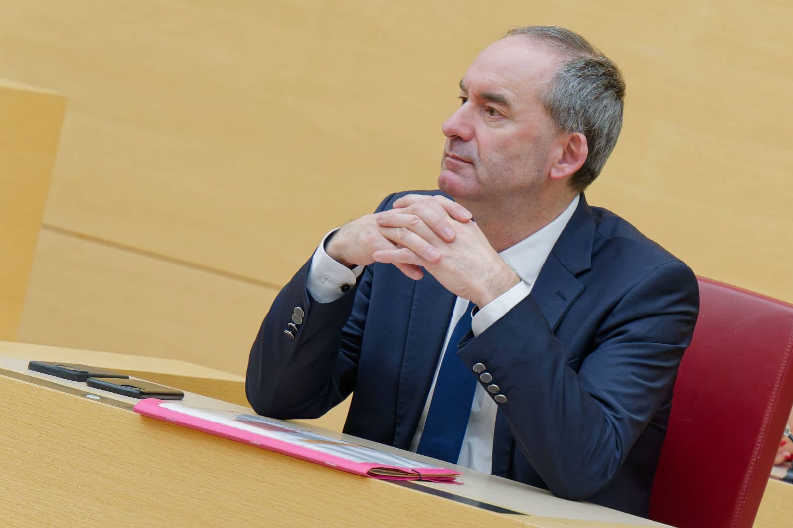 AfD zwingt Staatsregierung zur Klarstellung: Keine Verschiebung der Klimaziele in Bayern