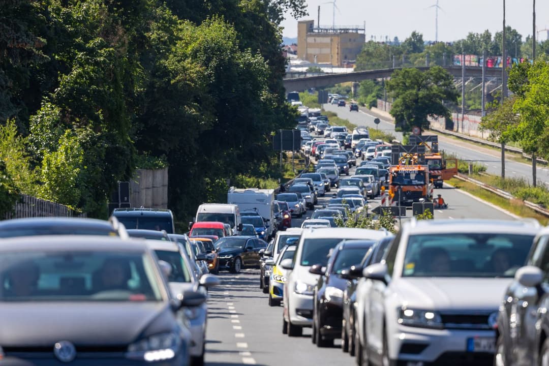 EU-Politik: Verbrenner-Aus könnte schon vor 2035 drohen