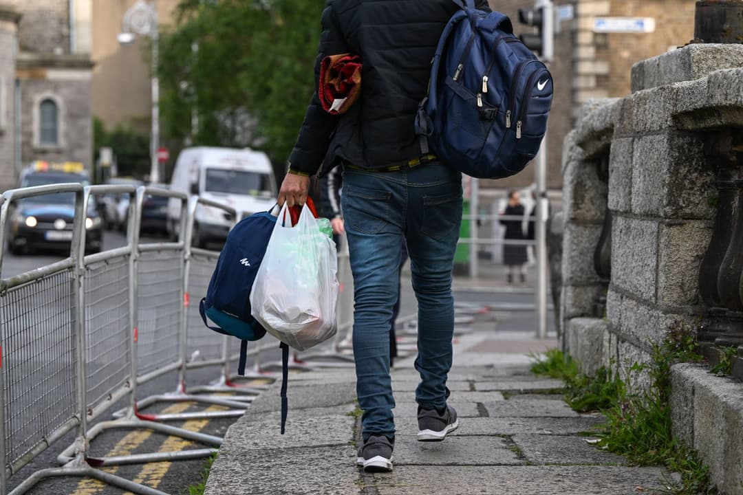 England: Mutter mit Kindern musste Wohnung für Asylwerber räumen