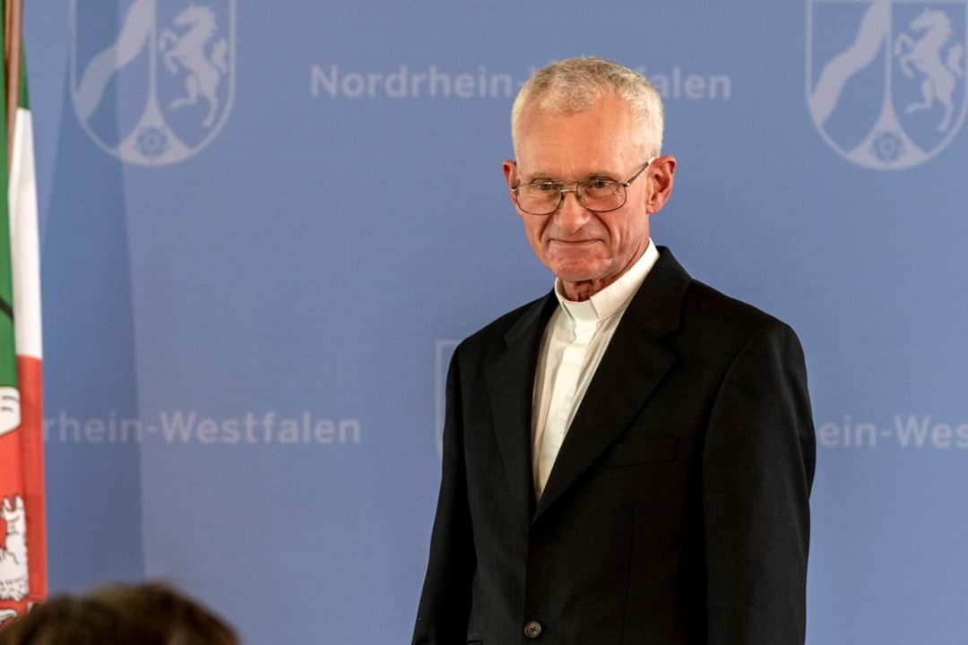 Köln: Linker Pfarrer legitimiert Straftat aus „Gründen der Demokratie“