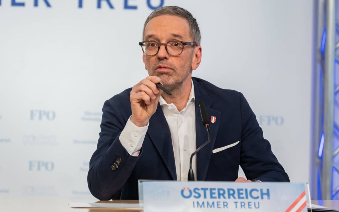 Kickl lässt NATO abblitzen: Warum die FPÖ auf Neutralität statt Kriegstreiberei setzt