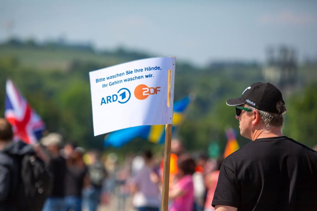 Deutschland: Studie enthüllt einseitige und regierungsnahe Corona-Berichterstattung