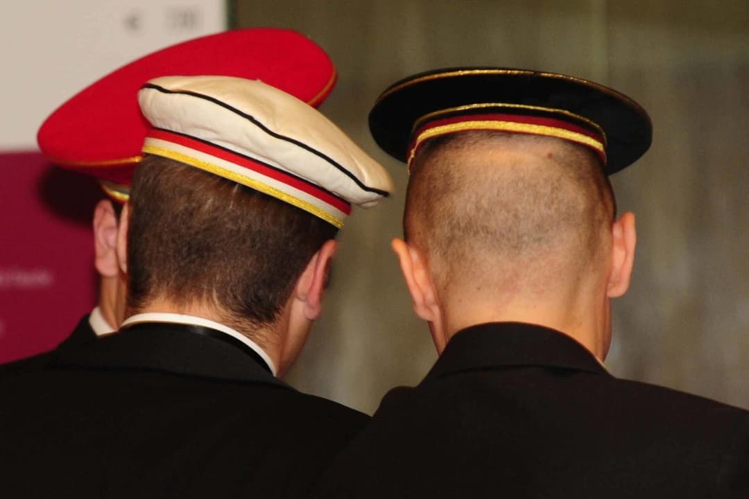 Akademikerball in Graz: Anwalt verharmlost Angriff auf Burschenschafter als „spontane Aktion“