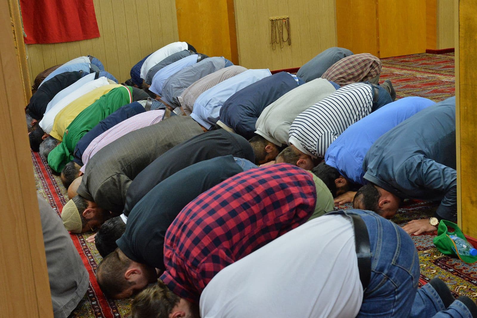 Niedersachsen: Moscheen platzen aus allen Nähten – Gemeinden wollen mehr Raum