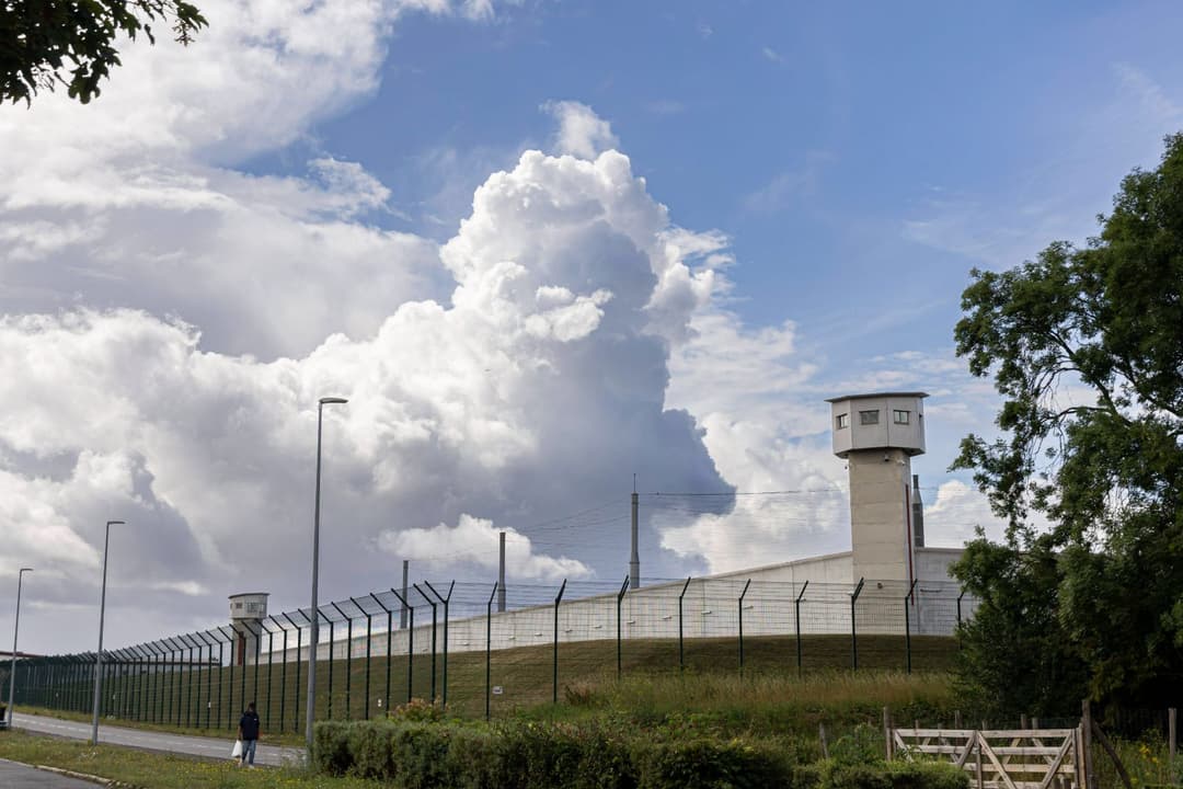 Abschiebestau in Frankreich: 40 Prozent der Haftplätze mit Algeriern belegt