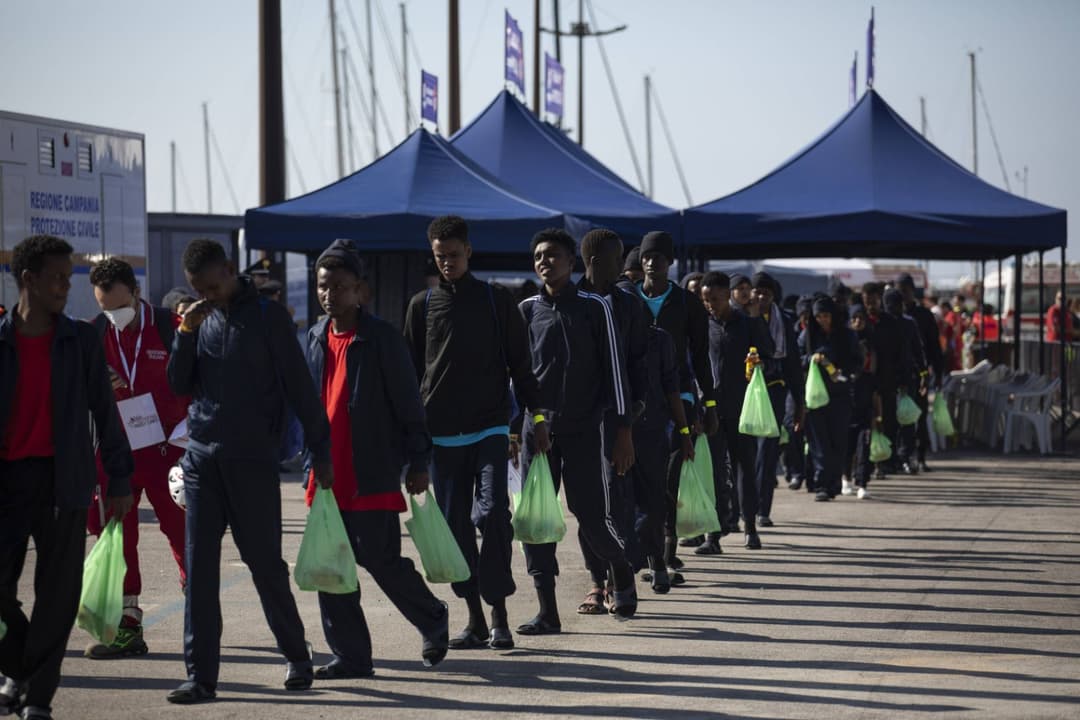 Brüssels Migrationswahn: EU ebnet Weg zur Zwangsverteilung von Migranten