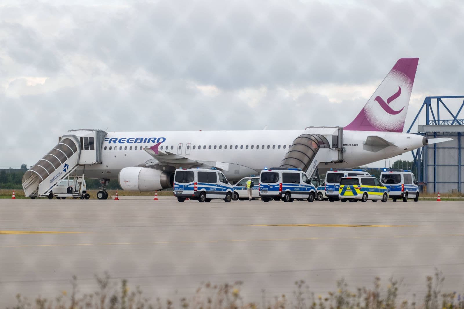 Stillstand in Niedersachsen: Hunderte ausreisepflichtige Libanesen und Iraner werden nicht abgeschoben