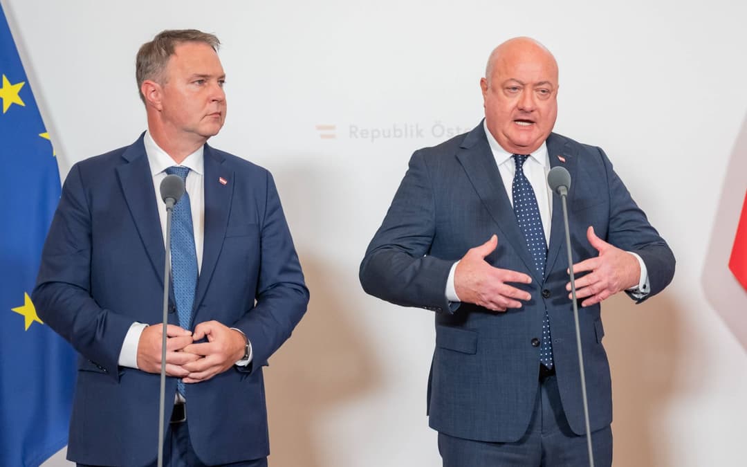 Kanzlerpartei im Sinkflug: ÖVP nur noch auf Augenhöhe mit SPÖ