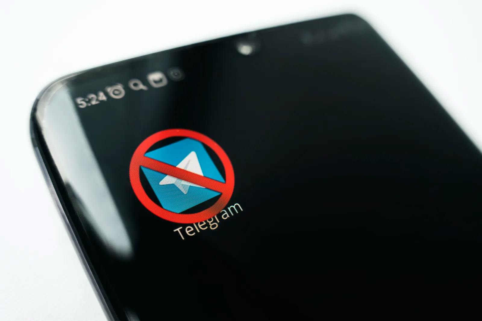 „Beispielloser Angriff auf die Informationsfreiheit“ – Spanien verbietet Telegram