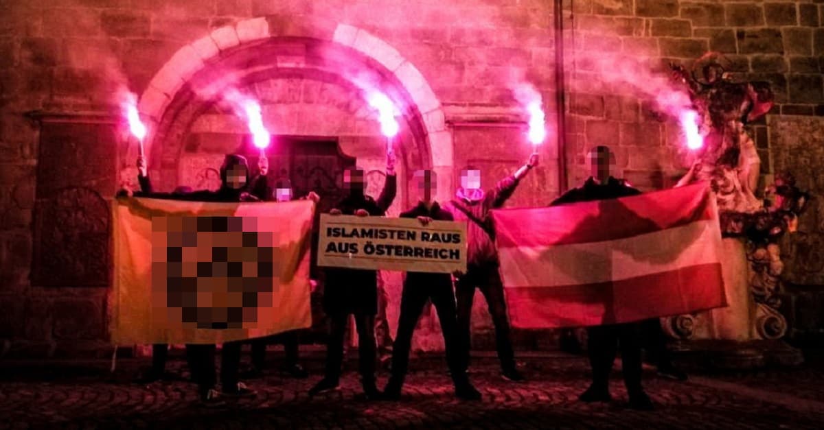 „Islamisten raus“: Patriotische Aktivisten reagieren auf Wien-Terror