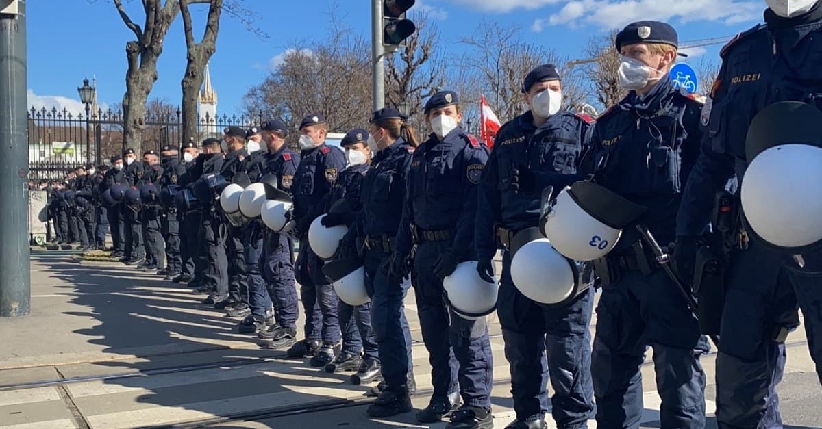 Analyse: Die Polizei, der Staat & die Corona-Proteste