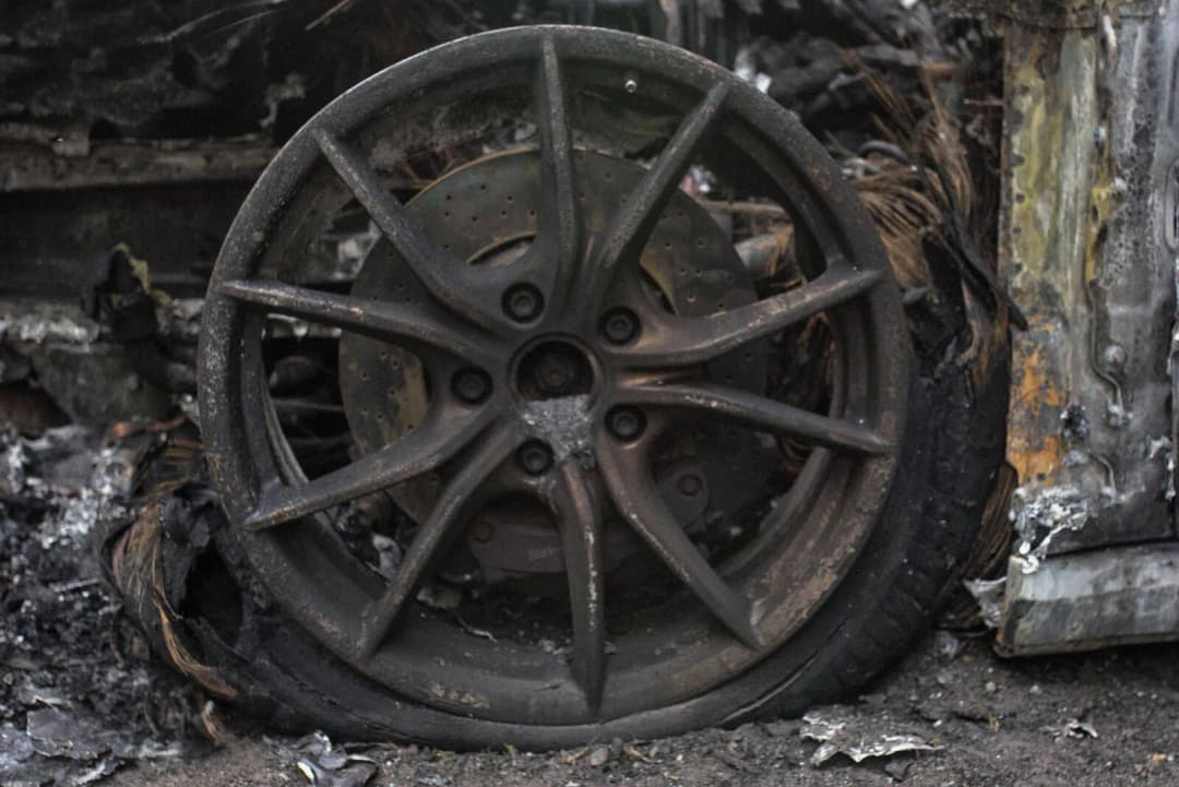 Linke Gewalt eskaliert: Mehrere Angriffe auf AfD-Politiker innerhalb einer Woche