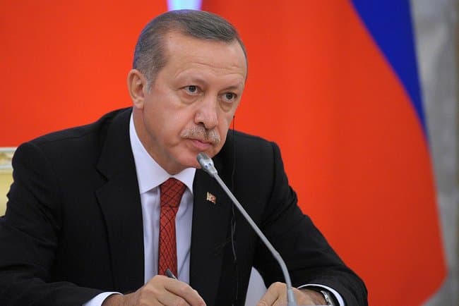 Lage spitzt sich zu: Erdogan öffnet Grenzen zu Europa