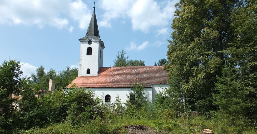 Zuggers: Waldviertler und Tschechen restaurieren mittelalterliche Kirche