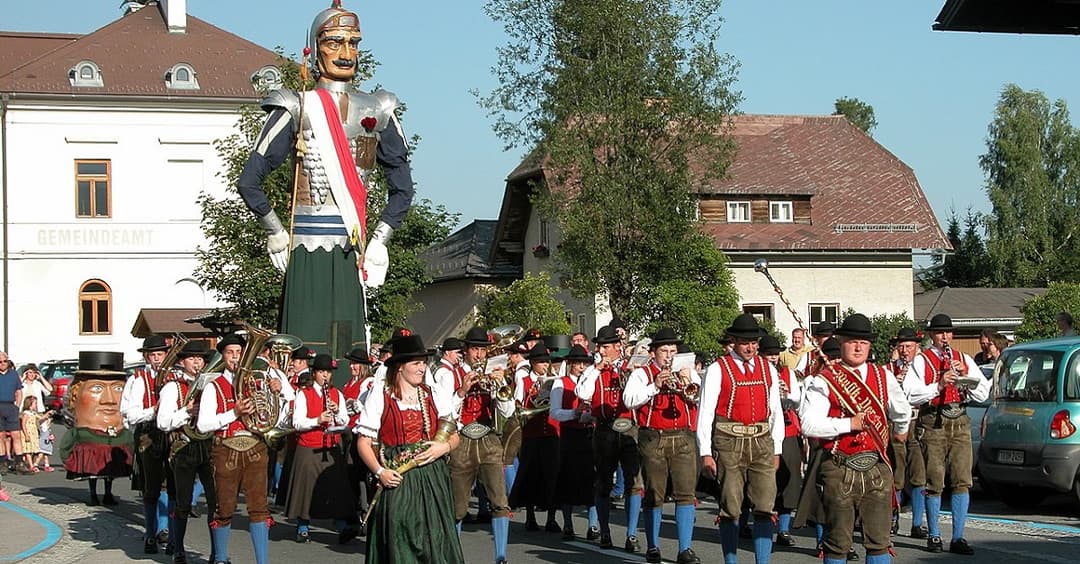 Antlassritt und Samsonfiguren: Das sind die Bräuche zu Fronleichnam