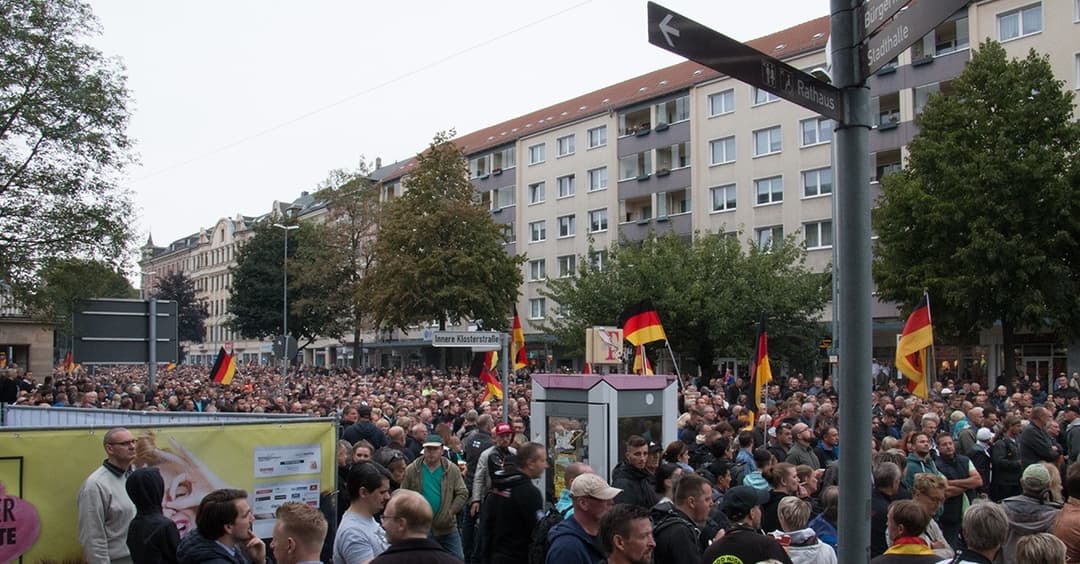 „Zentrum für Politische Schönheit“ stellt Patrioten an den Online-Pranger