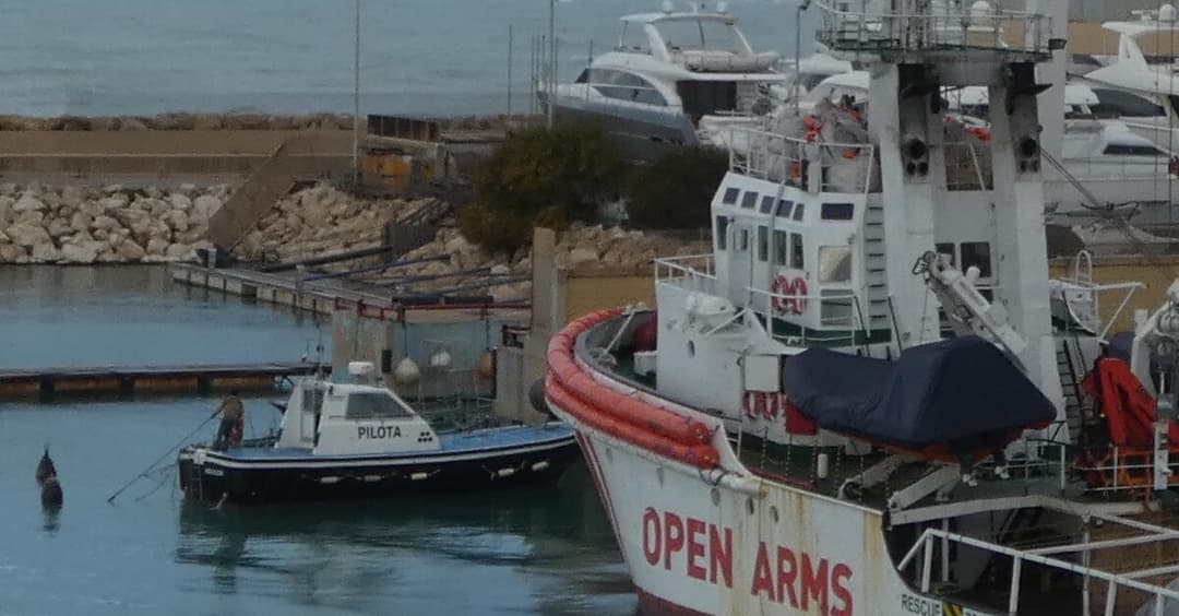 „Open Arms“: In Spanien kommen mehr als 300 Migranten an