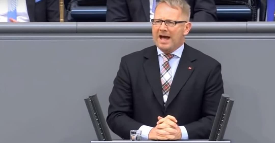 Kahrs (SPD) fordert Einleitung eines AfD-Parteiverbotsverfahrens