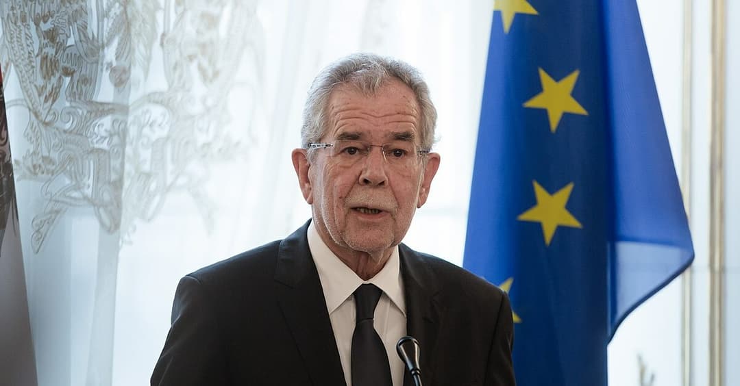 Van der Bellen: Identitären „in der politischen Diskussion begegnen“