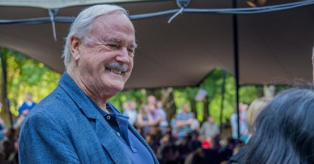 „London ist keine englische Stadt mehr“: Wirbel um Humorlegende Cleese